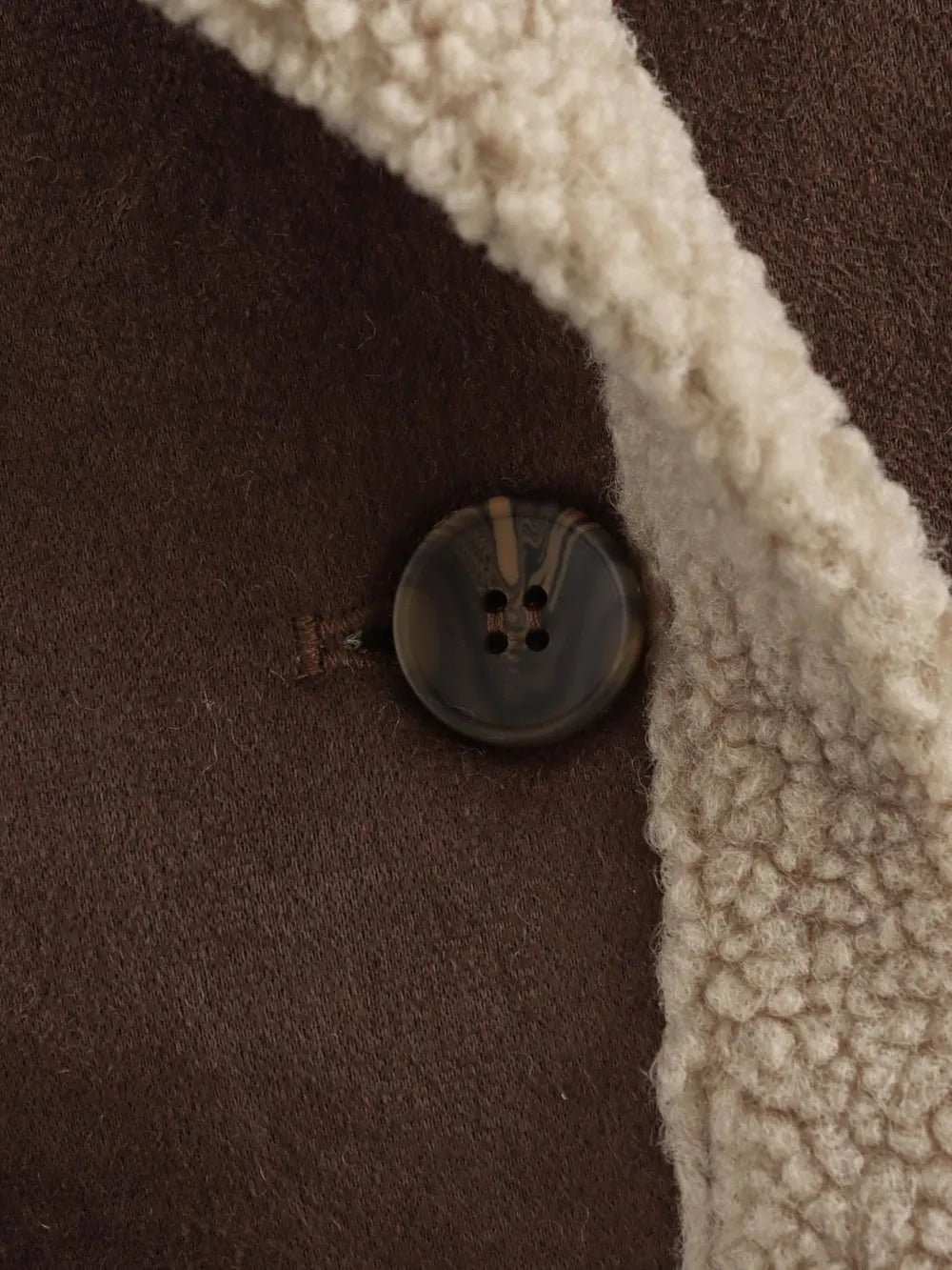 e1ce6884-df70-4110-b967-3f2eb678aaed-Max